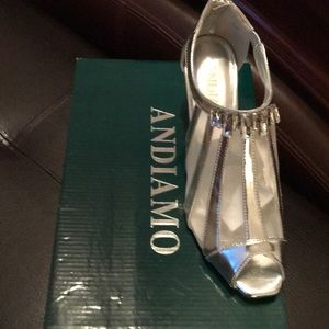 Andiamo silver Lavana shoe bootie
